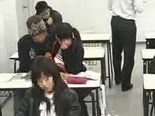 Japanese Schoolgirls Gone Wild - Nippon XXX Tube